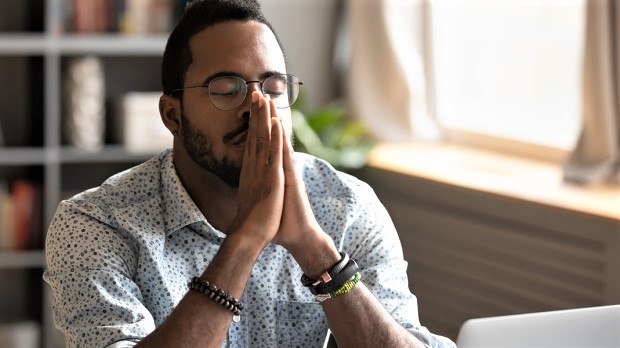 Sois tranquille… et attends-le!